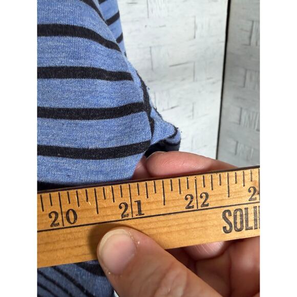 T By Talbots women’s turtleneck sweatshirt blue navy striped cozycore tribeMom - Picture 5 of 7